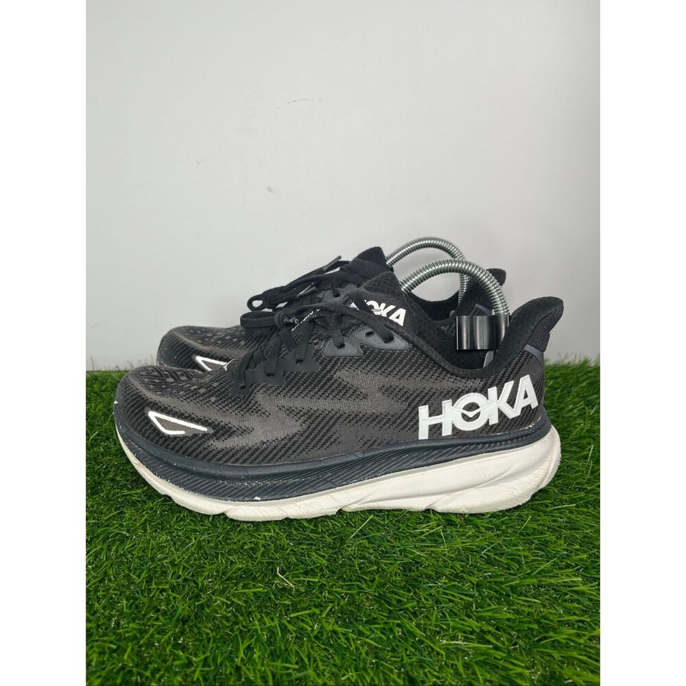 HOKA Clifton 9 Men’s Running Shoes Black White Size 8 D Athletic Sneakers - Picture 1 of 12